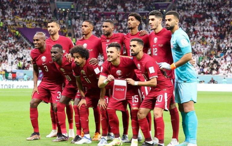 为了这届世界杯，卡塔尔从全世界挖小孩