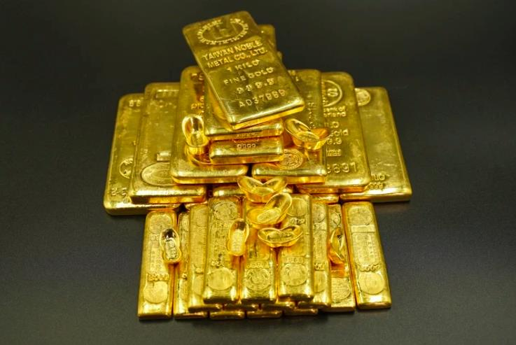 坏了，中国官方狂购的黄金竟然被“掺了假”？